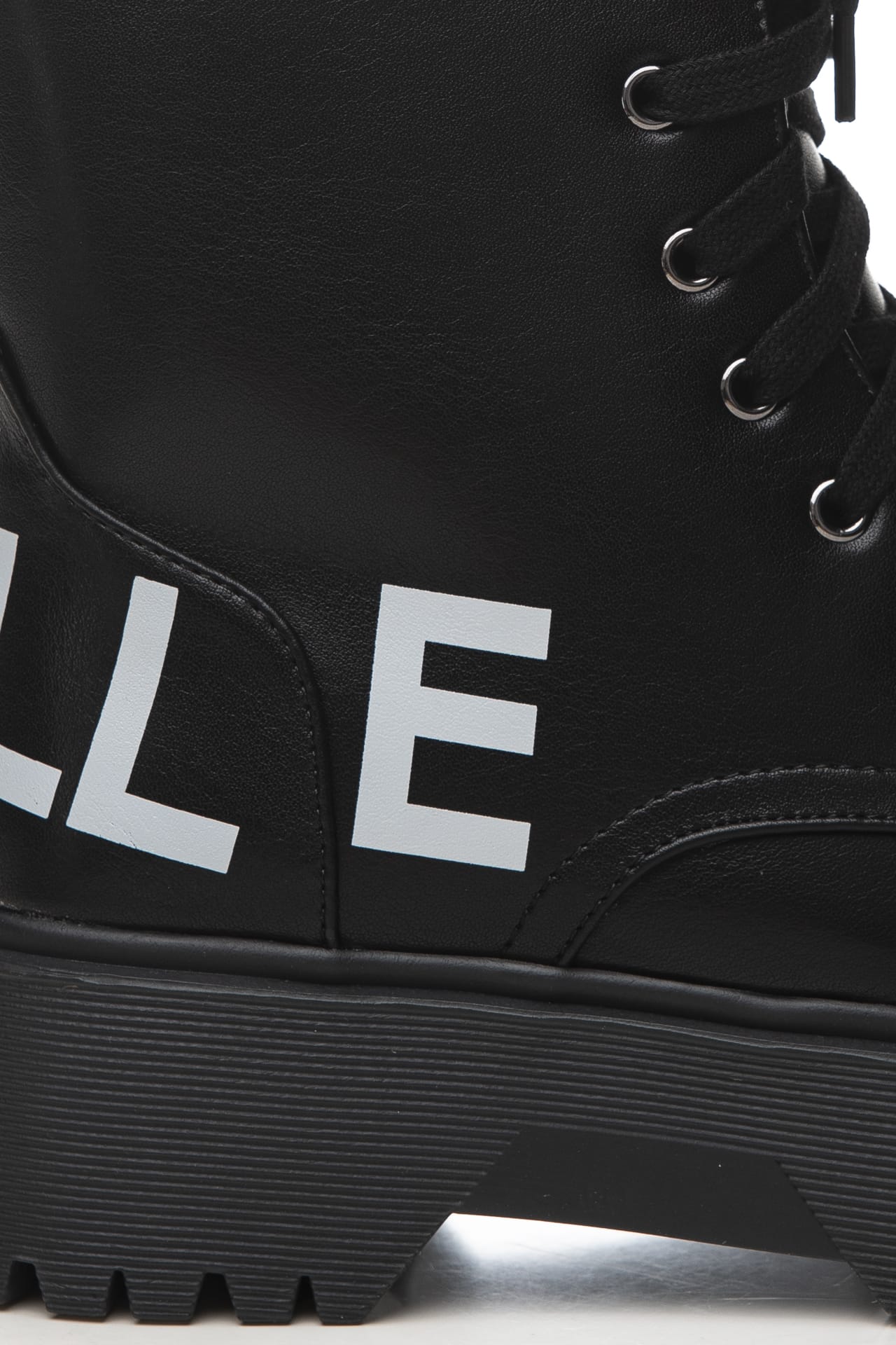 6ba21773f1971d887b3d3a5bce957290a135a7f2