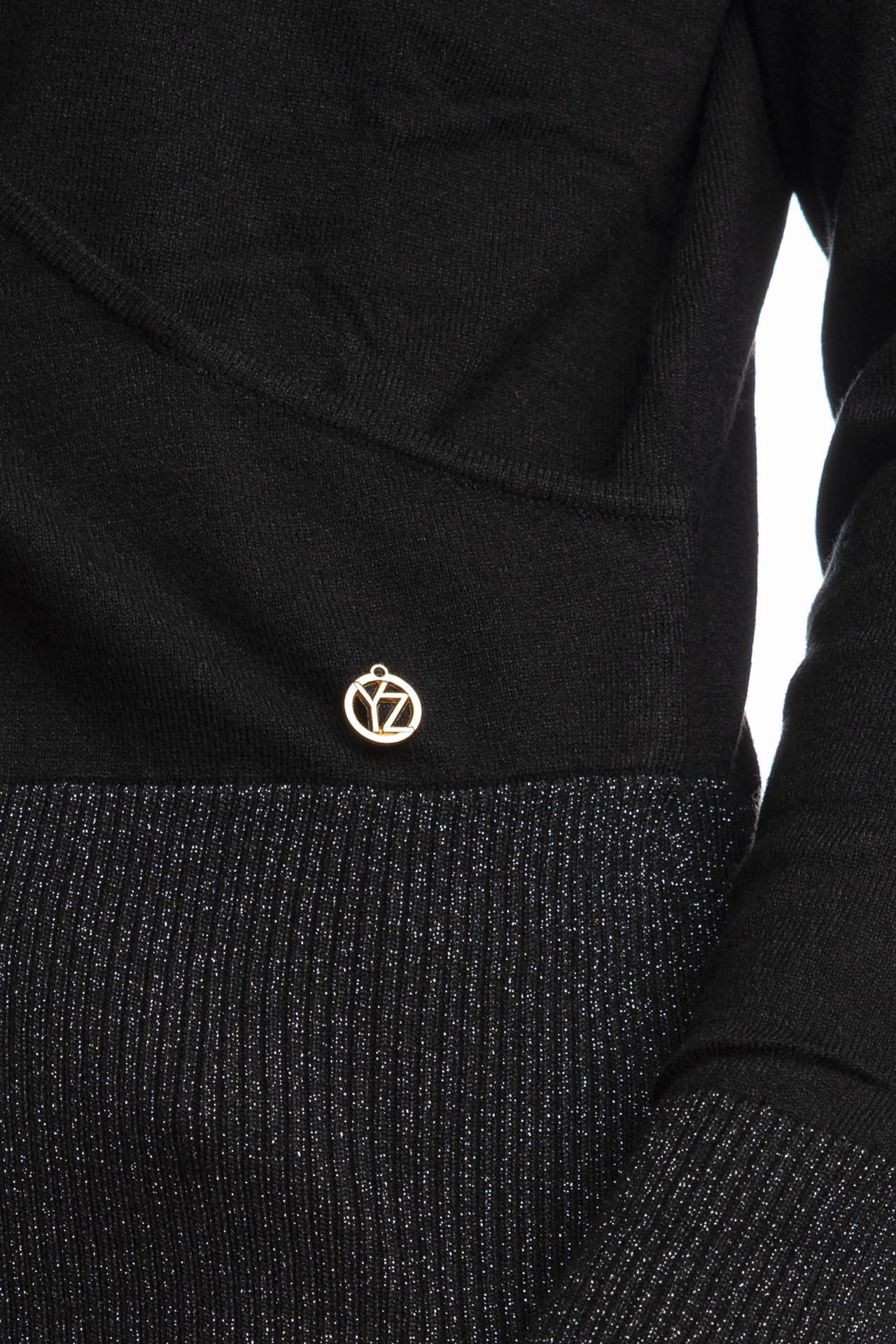 ae7bf29d8aba6c5160bc1f58a5c90aefb3775cd9