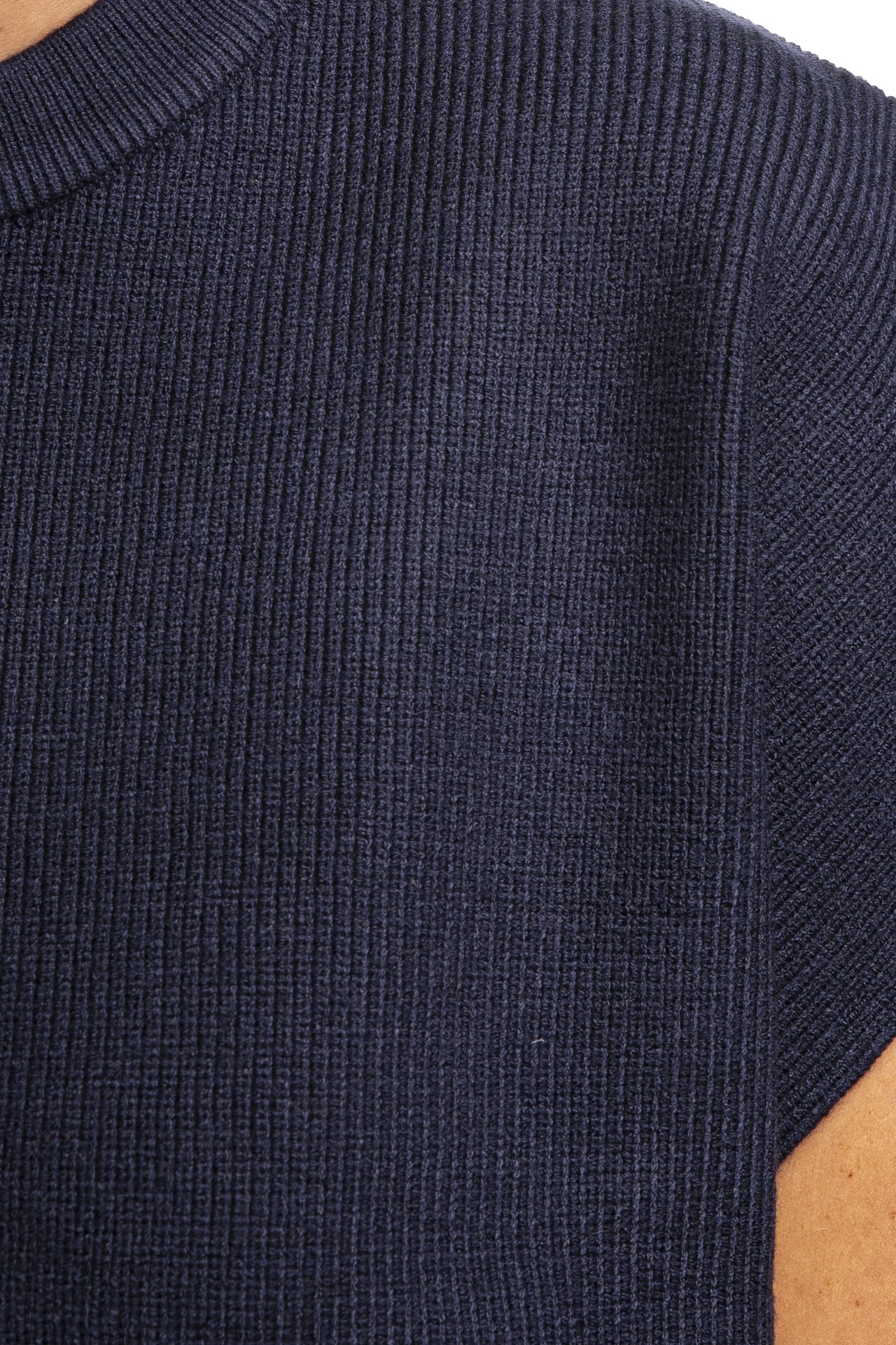 e64ac382a7861cf04e7db1b1e450bc100e2a6c45