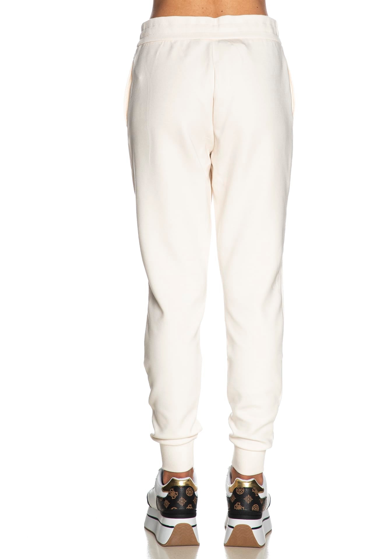 fcd49b837ae06bd7aeca5513528e10417bc8e62a