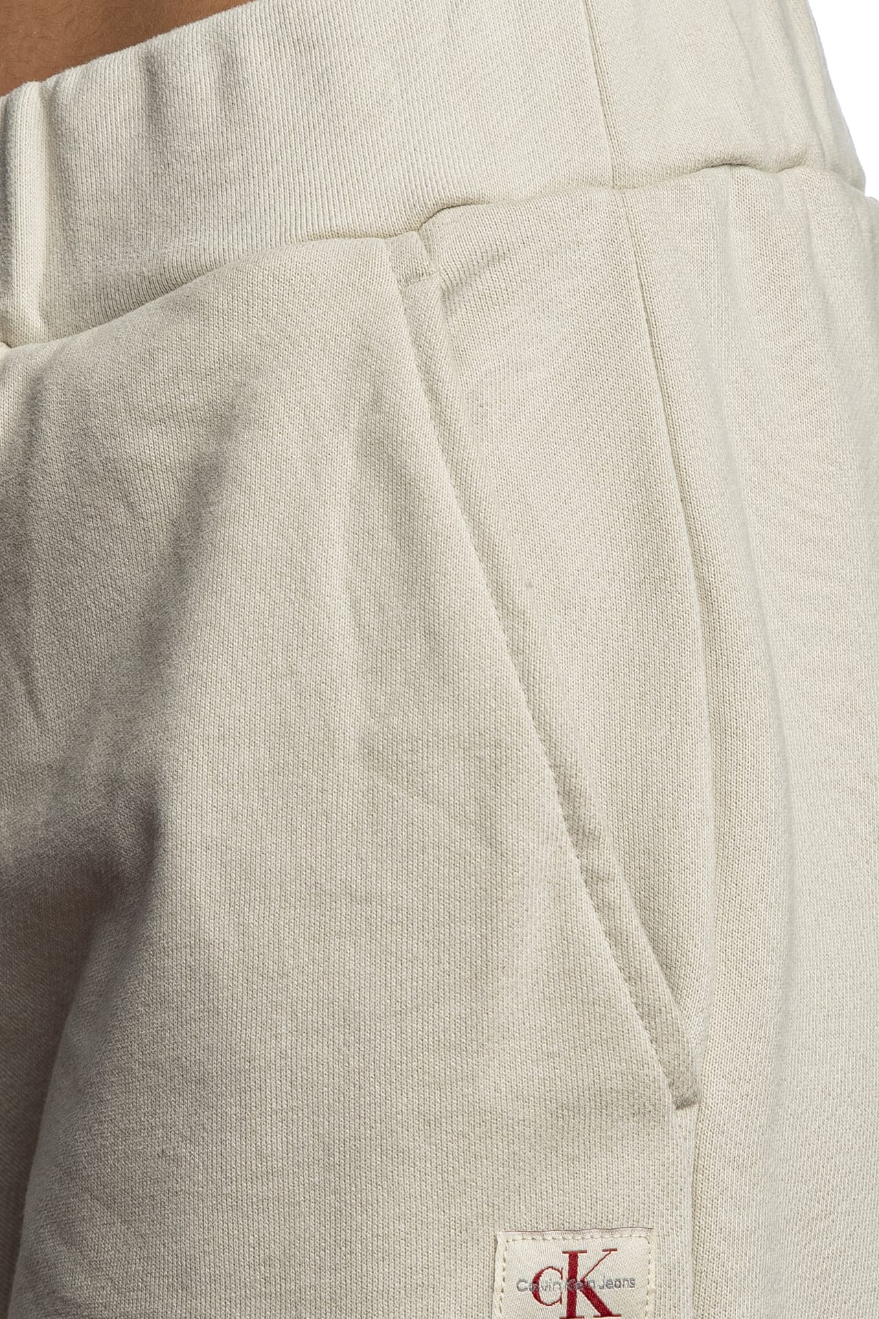 ef22b292ab078e0306613cbda72e43e07fd550b3