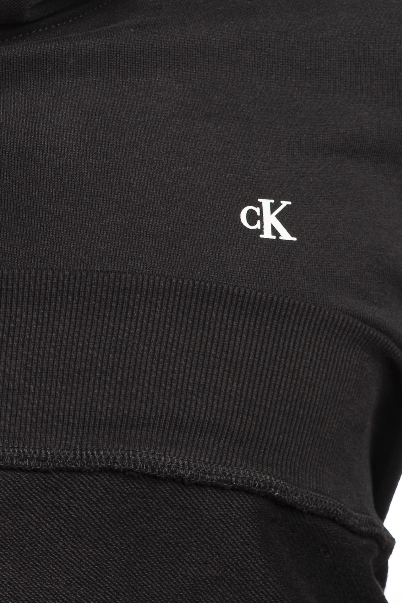 6de03403bc255ad61dd51f0c525bc94b95b3e980