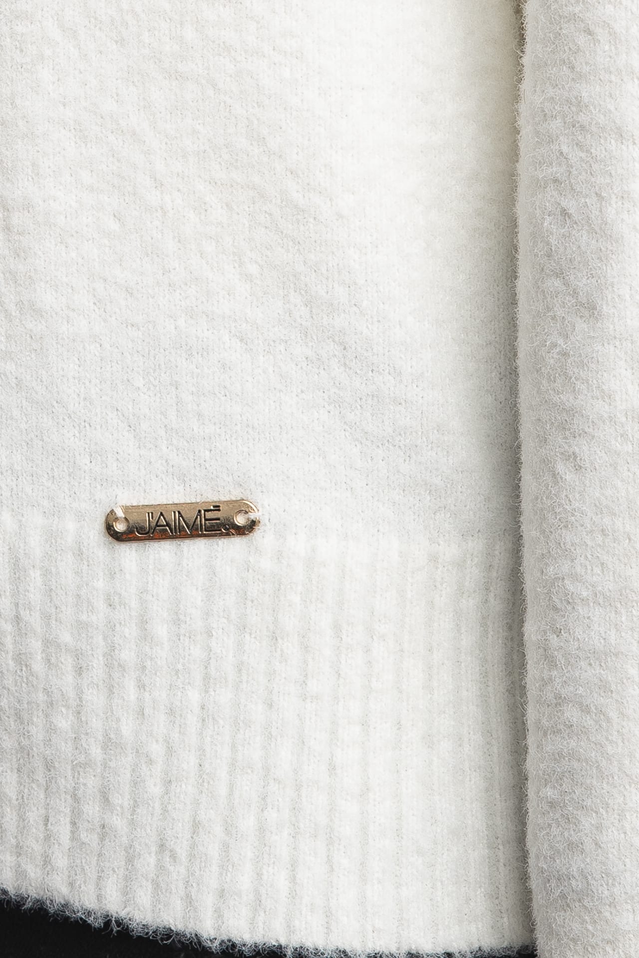 cea49b37a23c9a0f1c77598d82bad1f79f2f4803