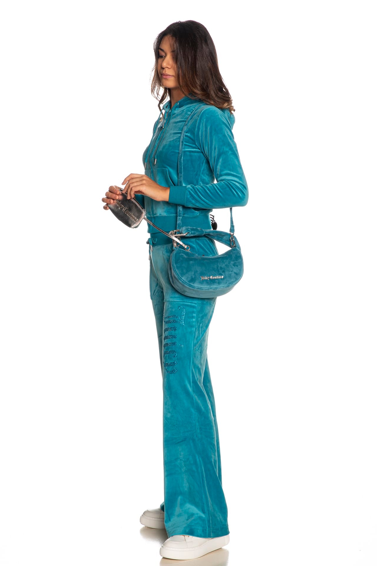 73d3309bd9b554475e04b4ec4c58f8829a88889e