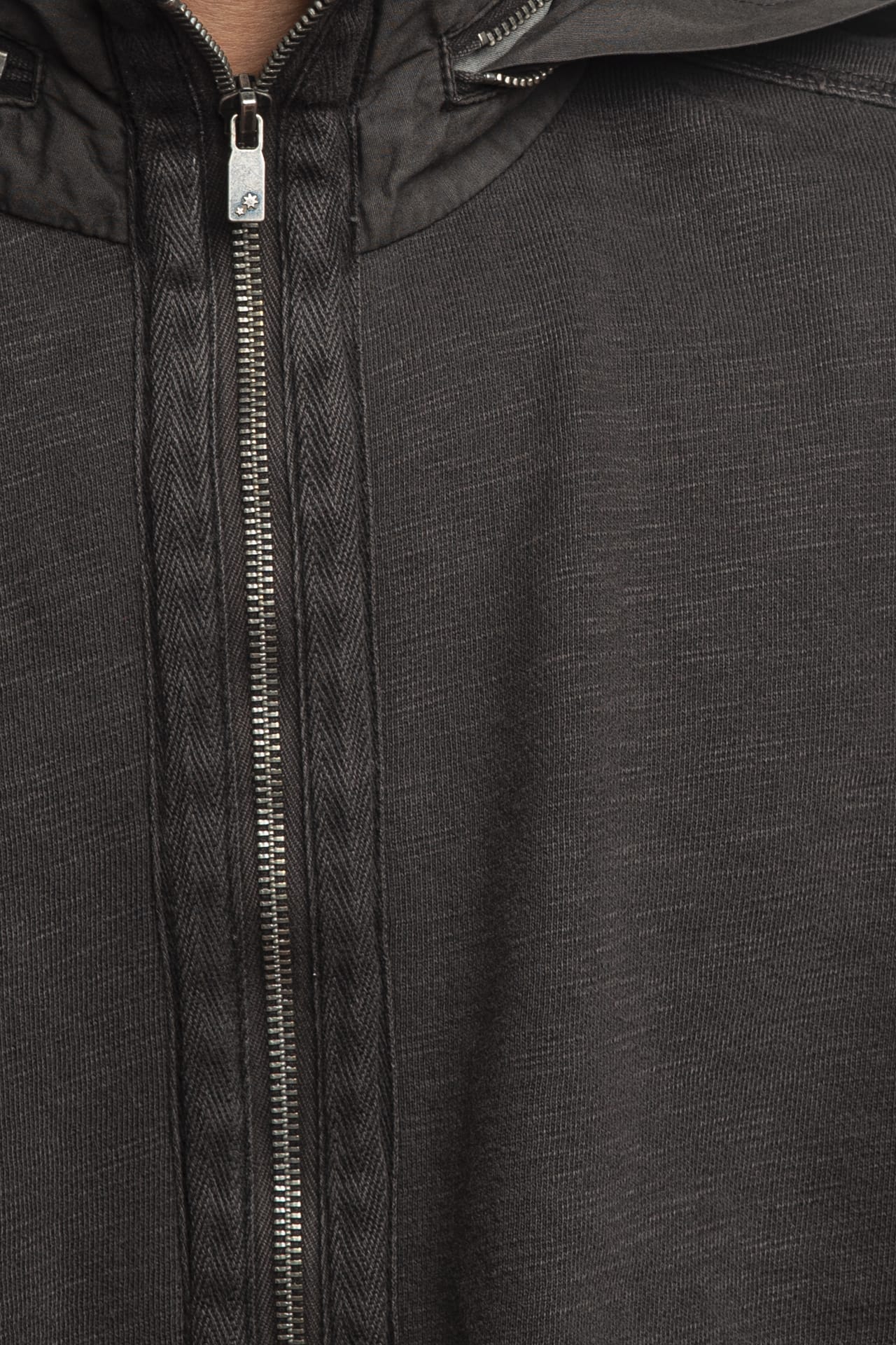 ef7725749a74fa136fb8f9e40a2c9306df42f86e