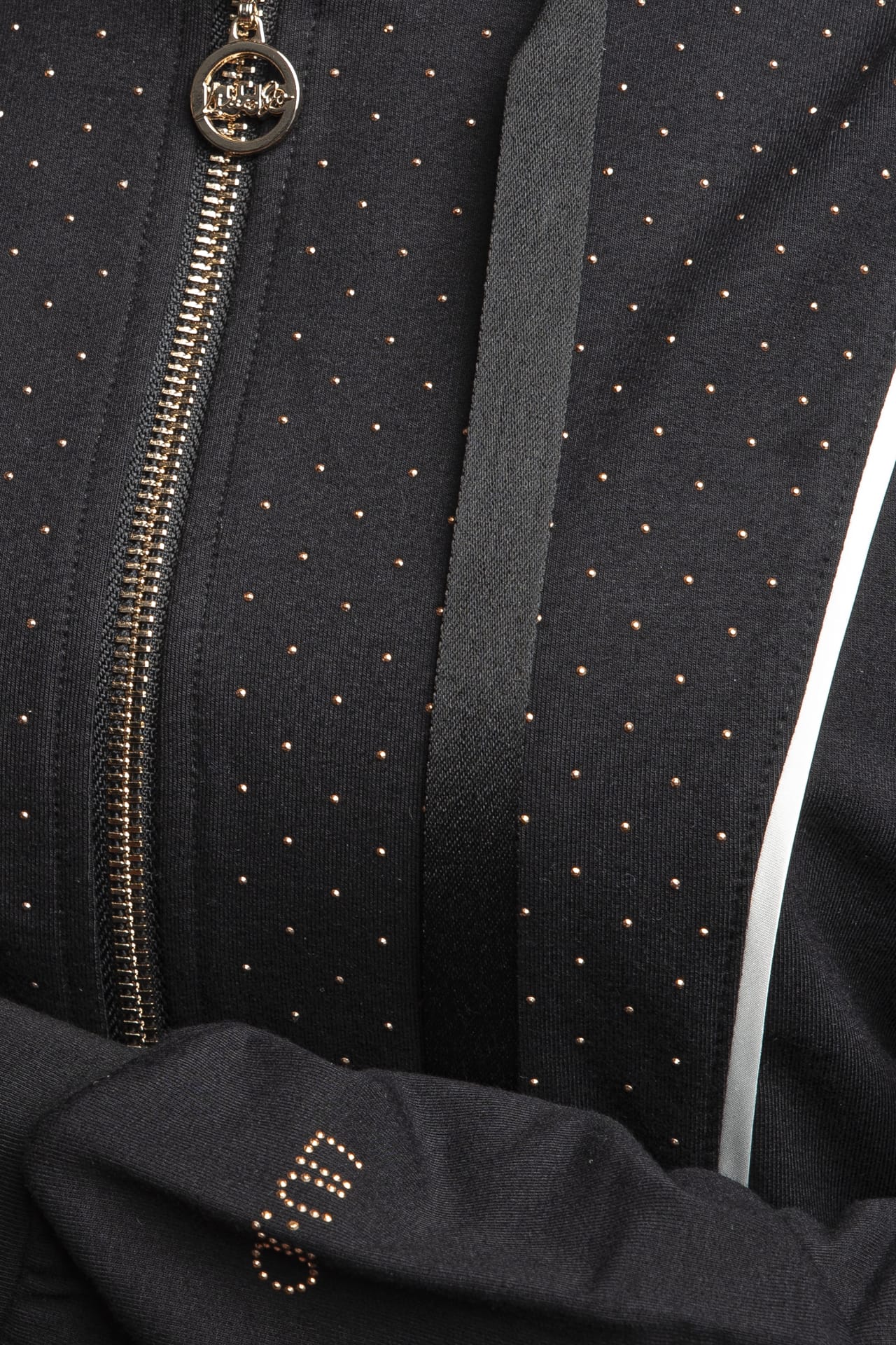 922a4cc95487bd1ca0a2ed73bb639673692e6aec