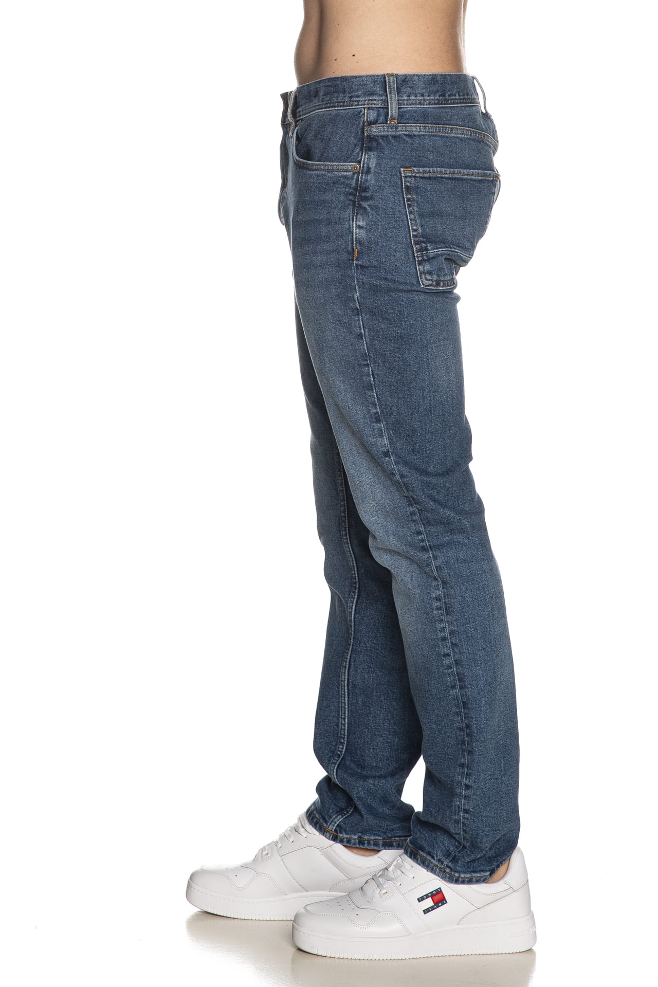 79b9d4b7c01a87a7c0f86e955d38524929f86e11