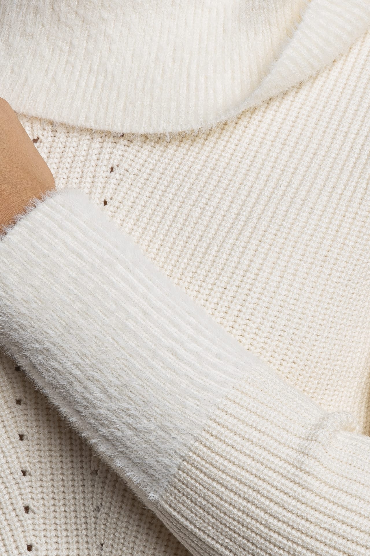 c7eb83c76c769f862d88bebb7916b6c6b3e81cea