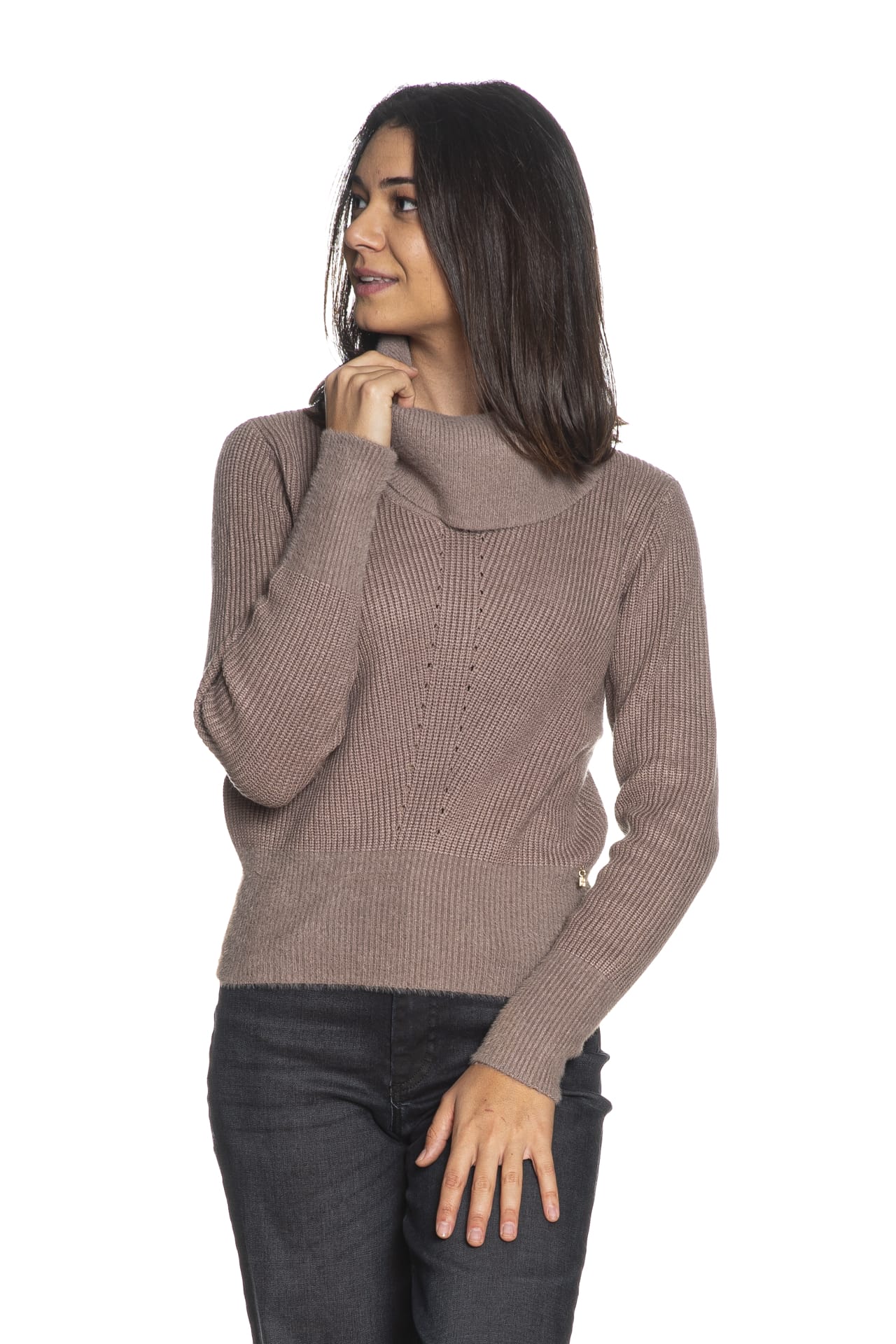 24de8c5b1644c619fffb5c731ae76501c0a707d9