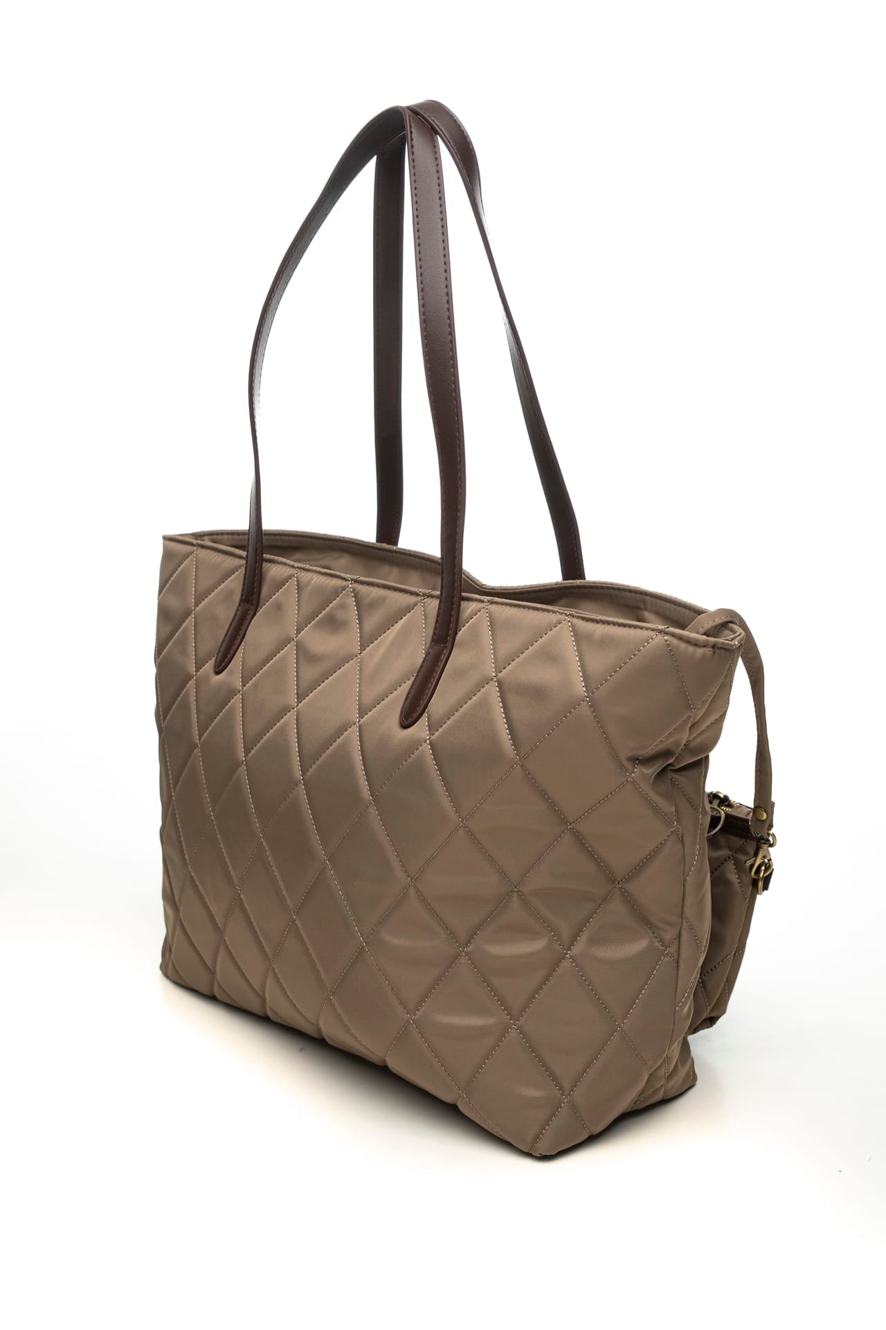 b6febd083bd4a4e4856238cc090d6f3b3e944f9c