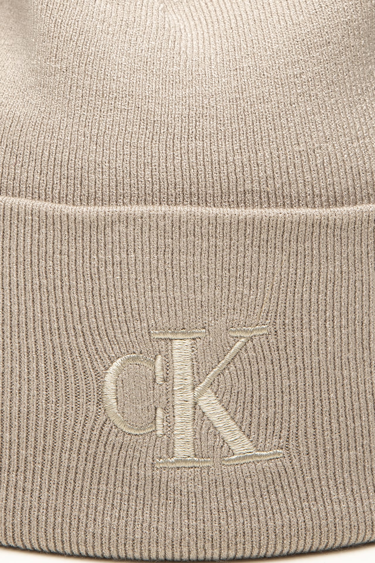 228c45fa7a66be741c07c849398a1687bcb5b7d9