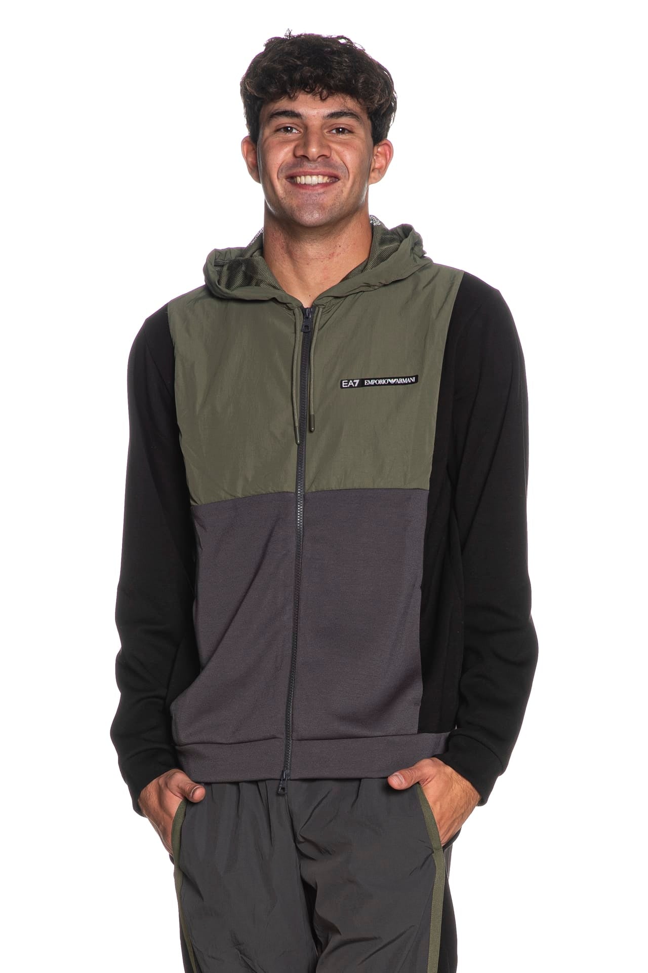 25cd4129d7a6b24937df5a7cc400faf953f60ffd