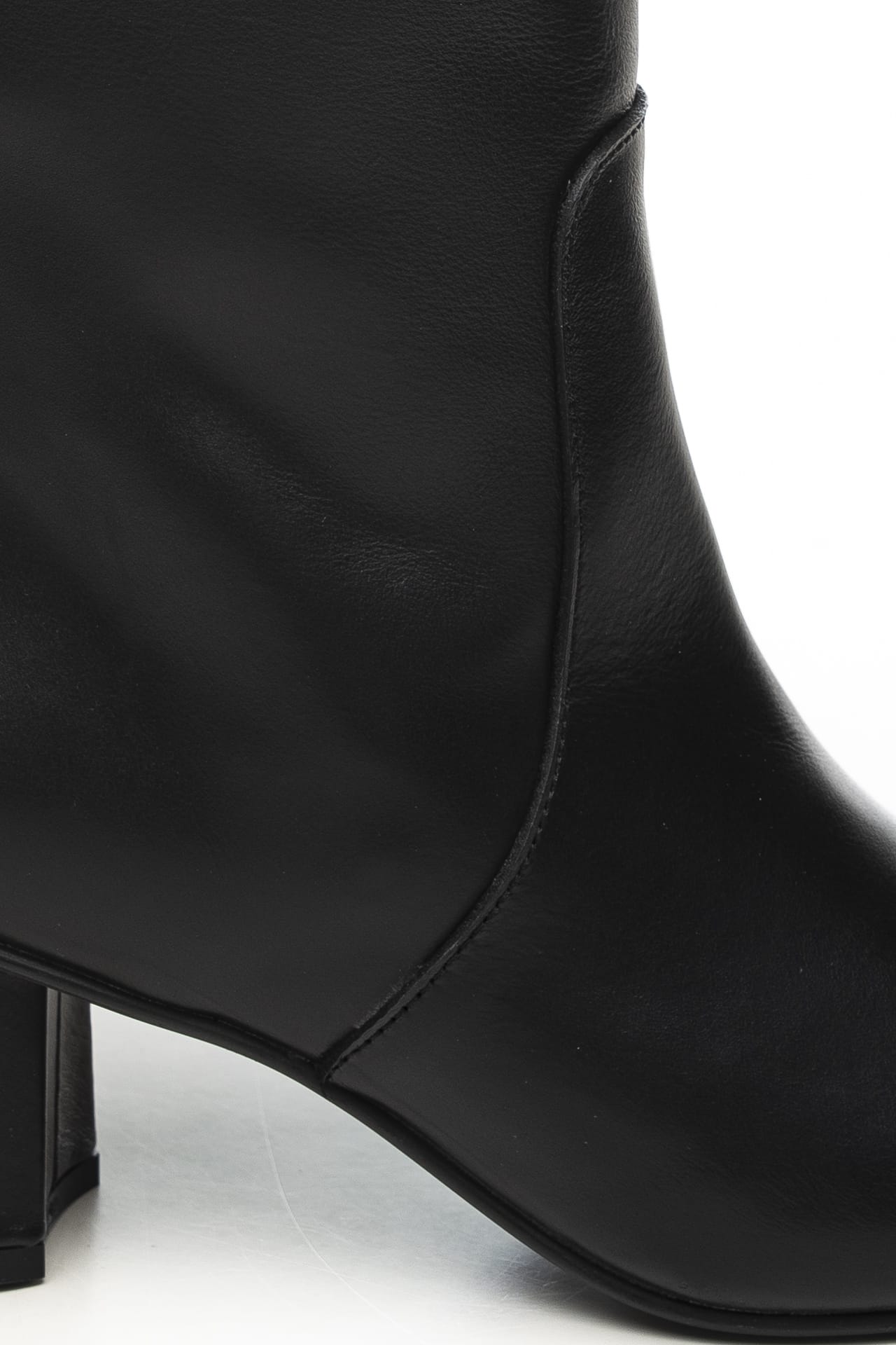 06a31df21975066c1a3c8c187d9328e2cd3b7dce