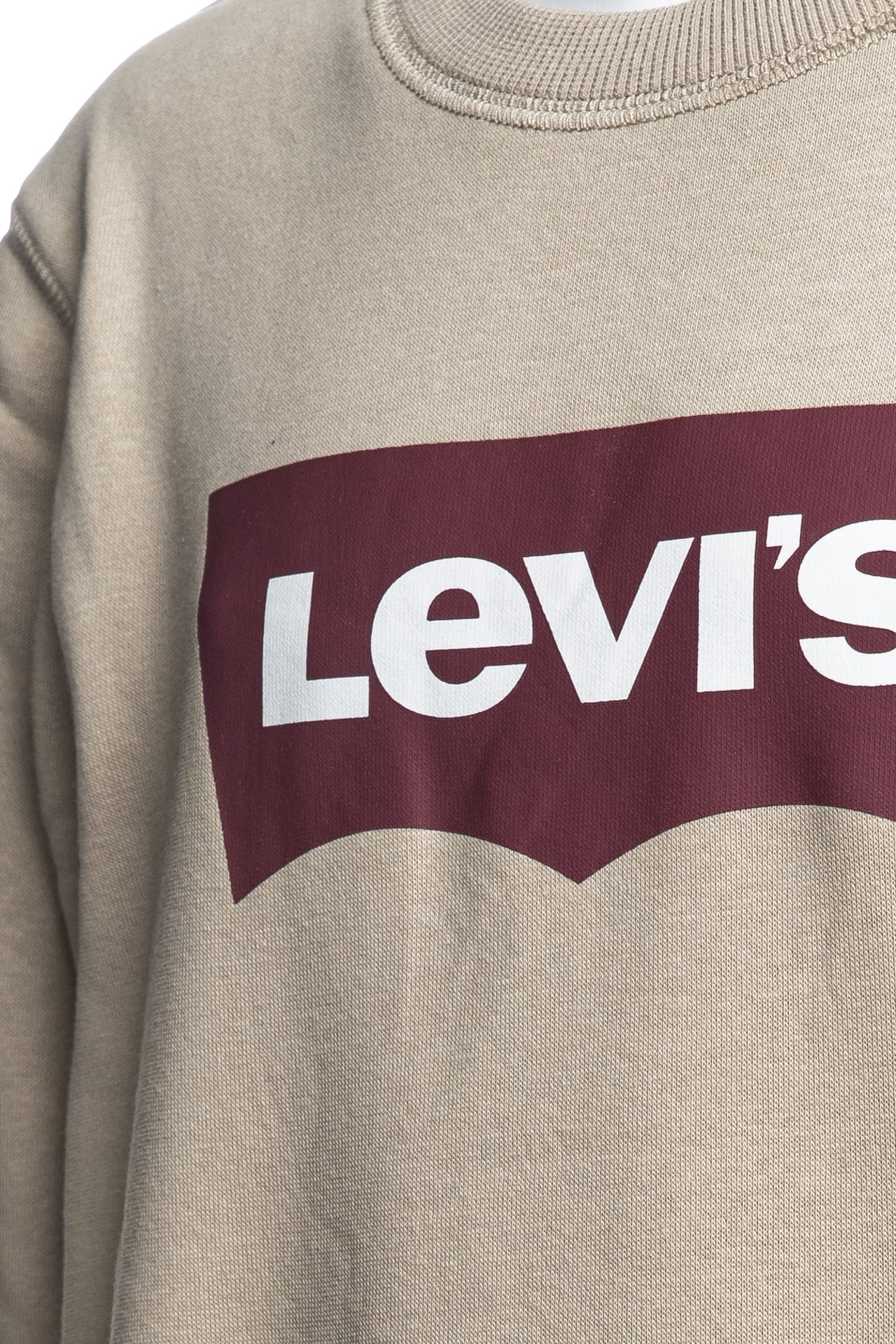 eec45efe84d6b5853f34e8e40f4fab09dcdff904