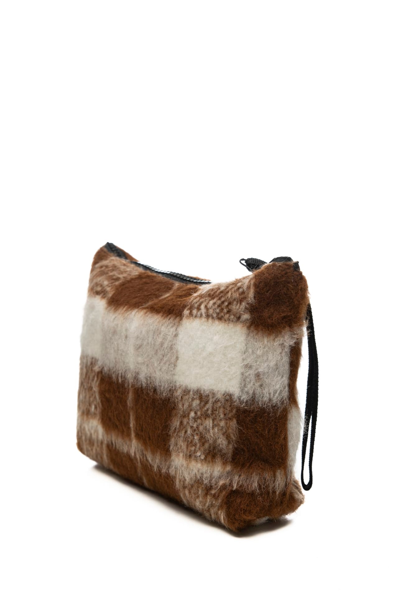 f0105e9779a673f4f05d48a3f1ede39738e4f3a2