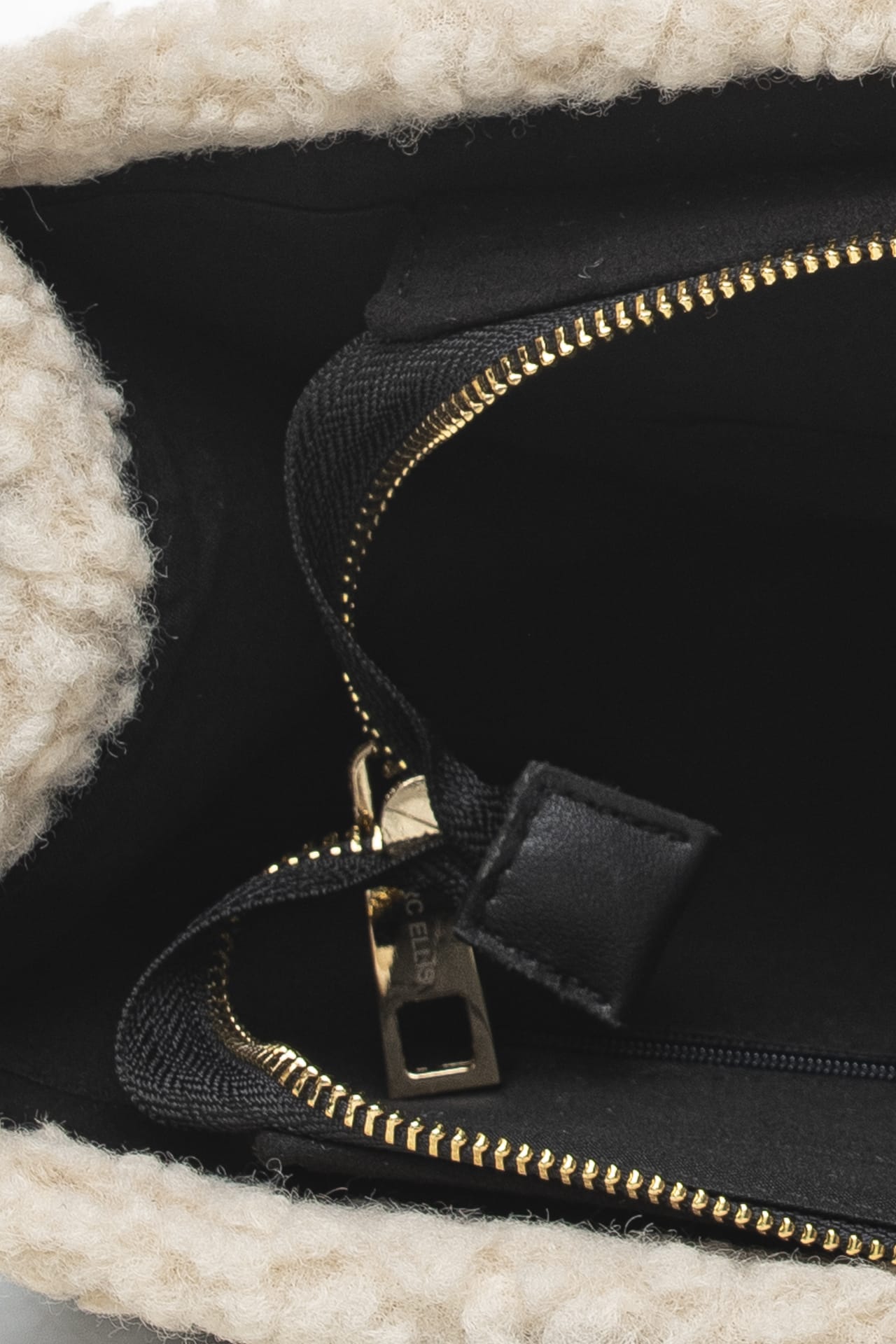 ea056af1914bd9478af692280beb810ca55b2a25