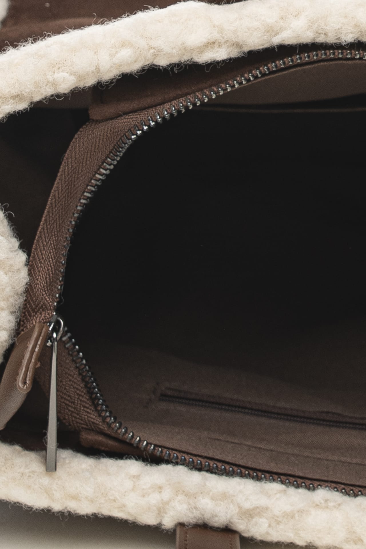 1a10445e50e1ffdd3680ef889f4c92346aeb605b