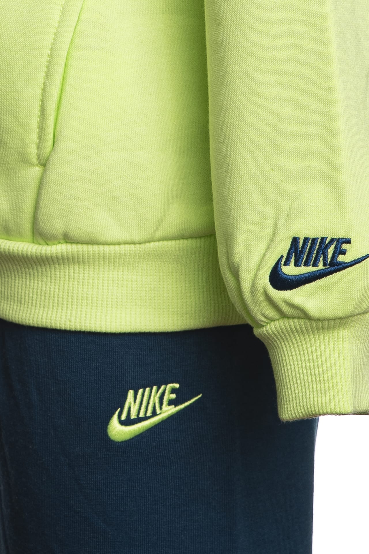 256abda09959a79404d7962b318bf9fe570e61f6