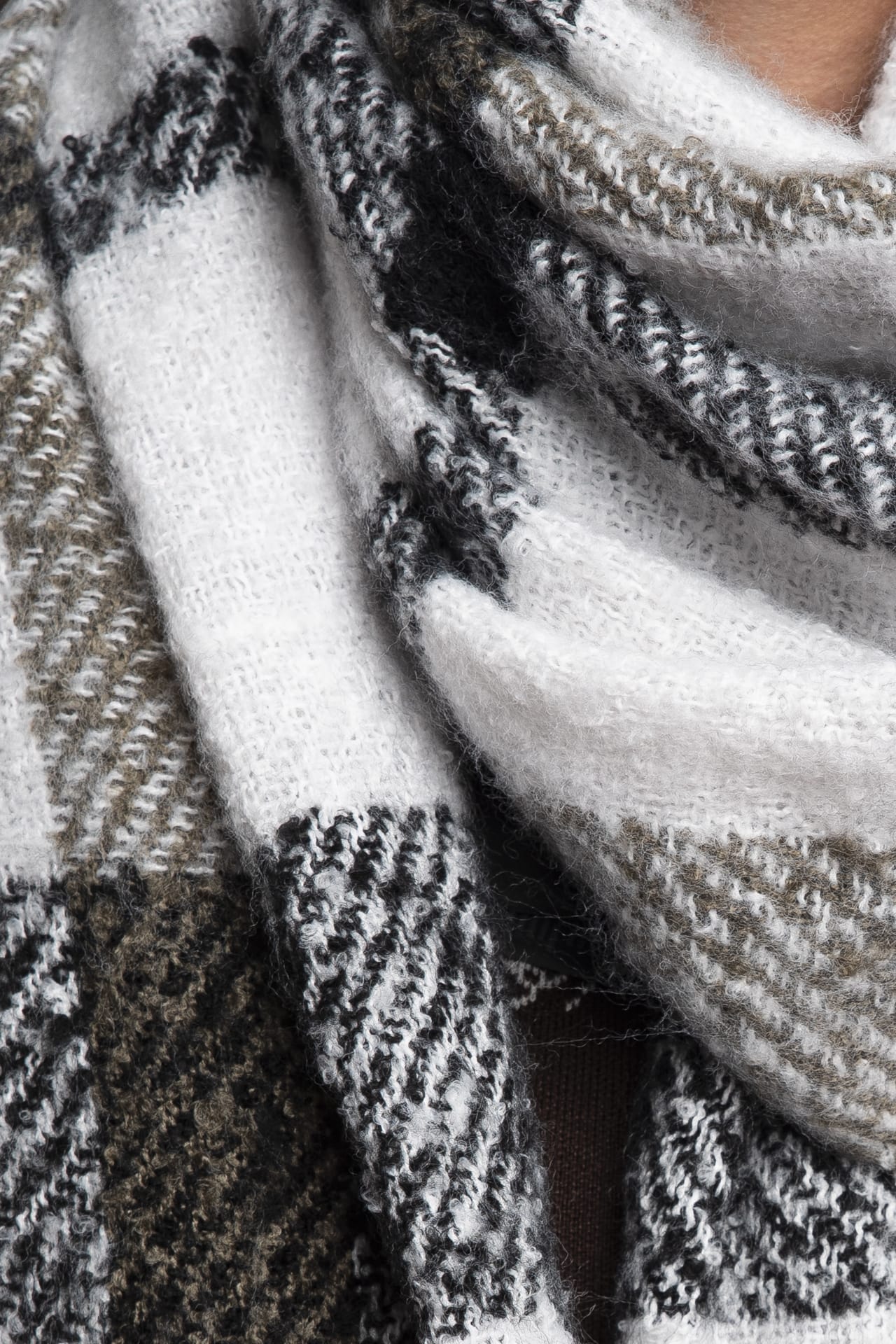 ae23171f7fdcce8cffddfb66ee06e8d388f7b05e