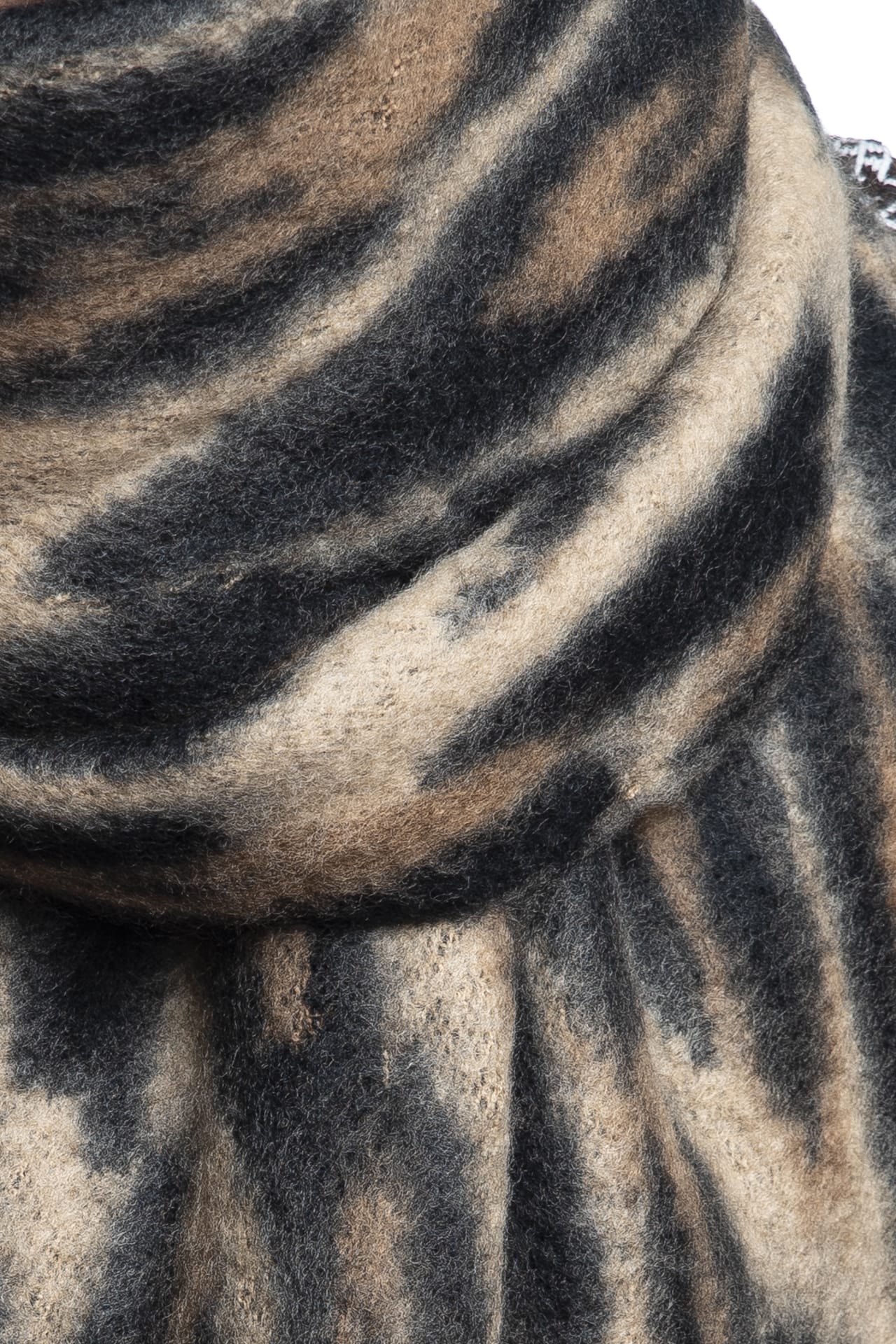 e5a70b9cf99c426121470d805e7963dccb0fc142