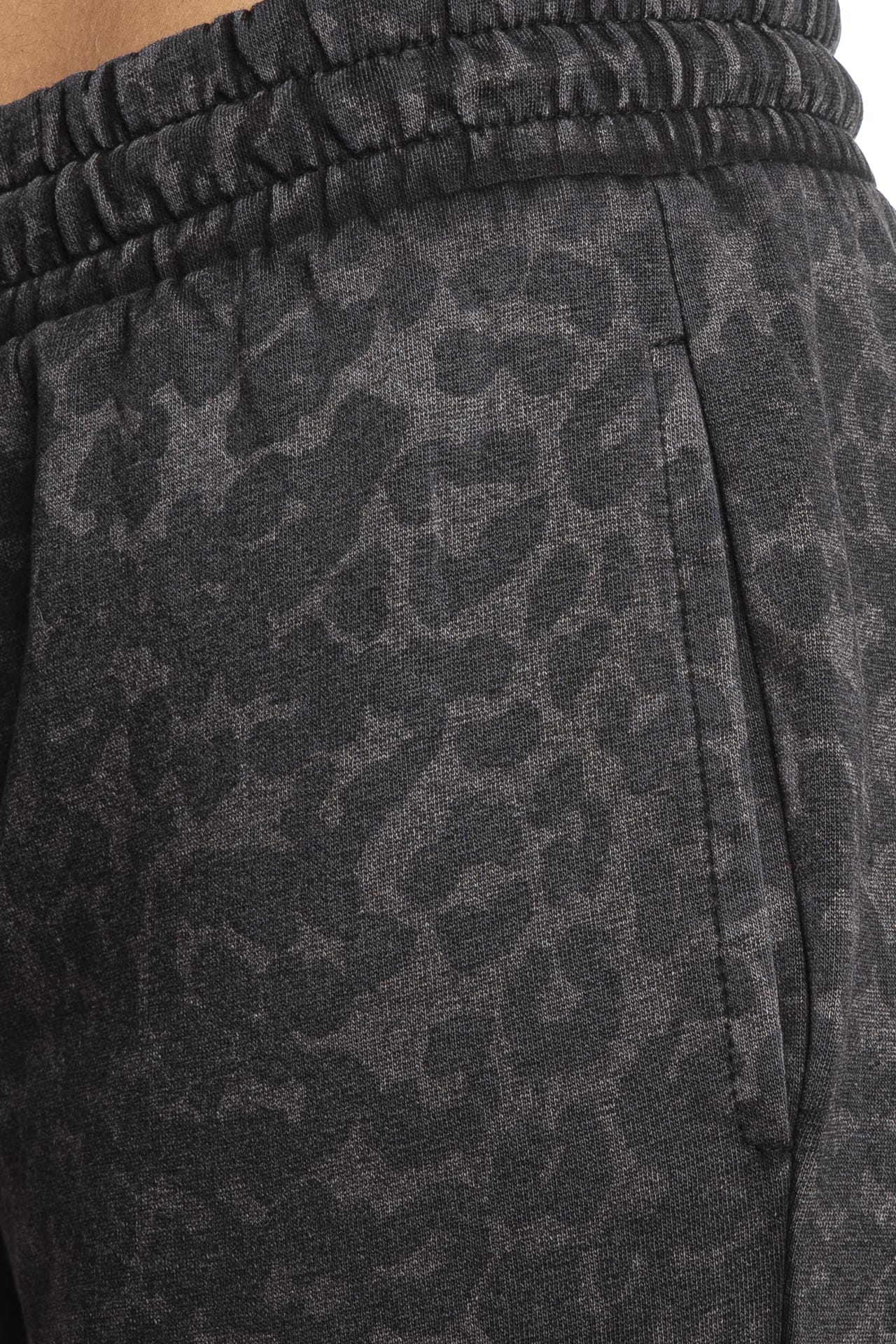 ff960409c37d84654ca2ef45a117a2086b16b757