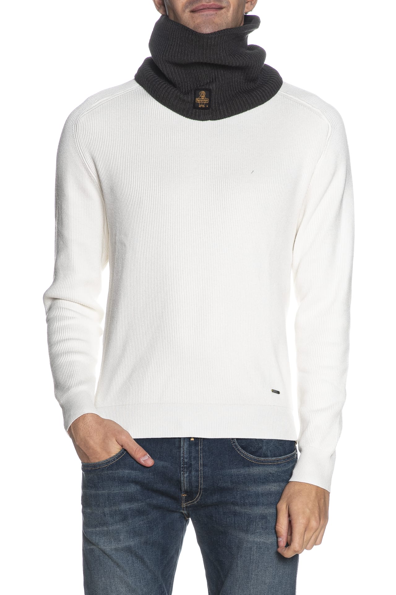 d89ffda842cb18100a2d336e90162ddbf54bc2af