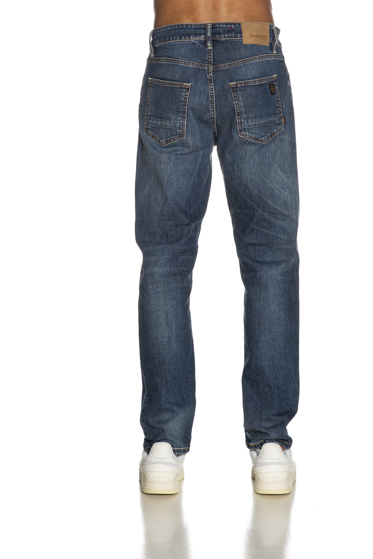 dd6b1ec6ee13d4bb92d0857198d70bc9063e4d4c