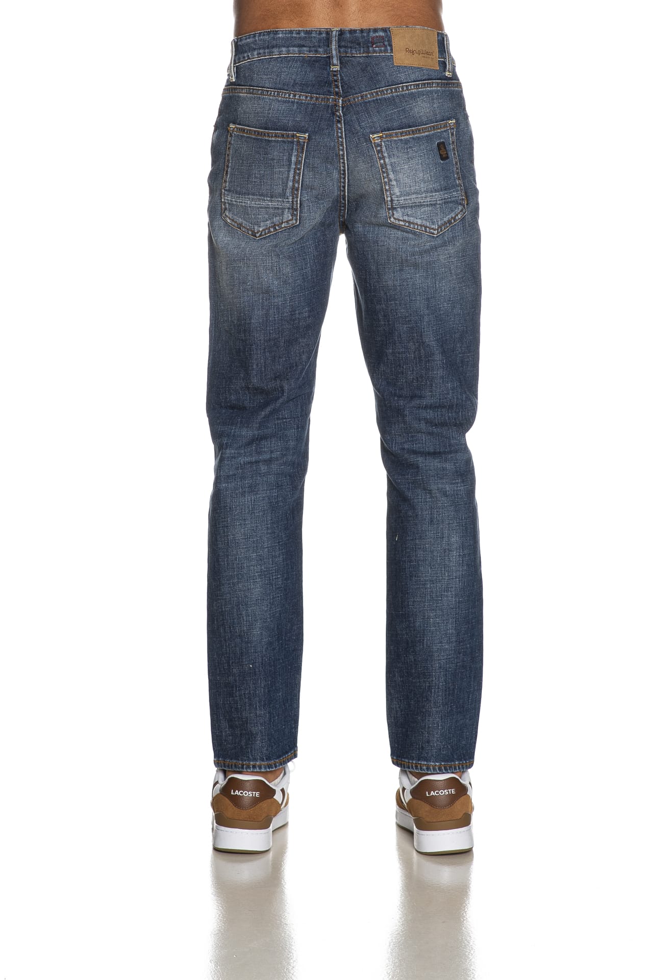 7aaca847f757e94a2b7de6f881185624cb090bbb