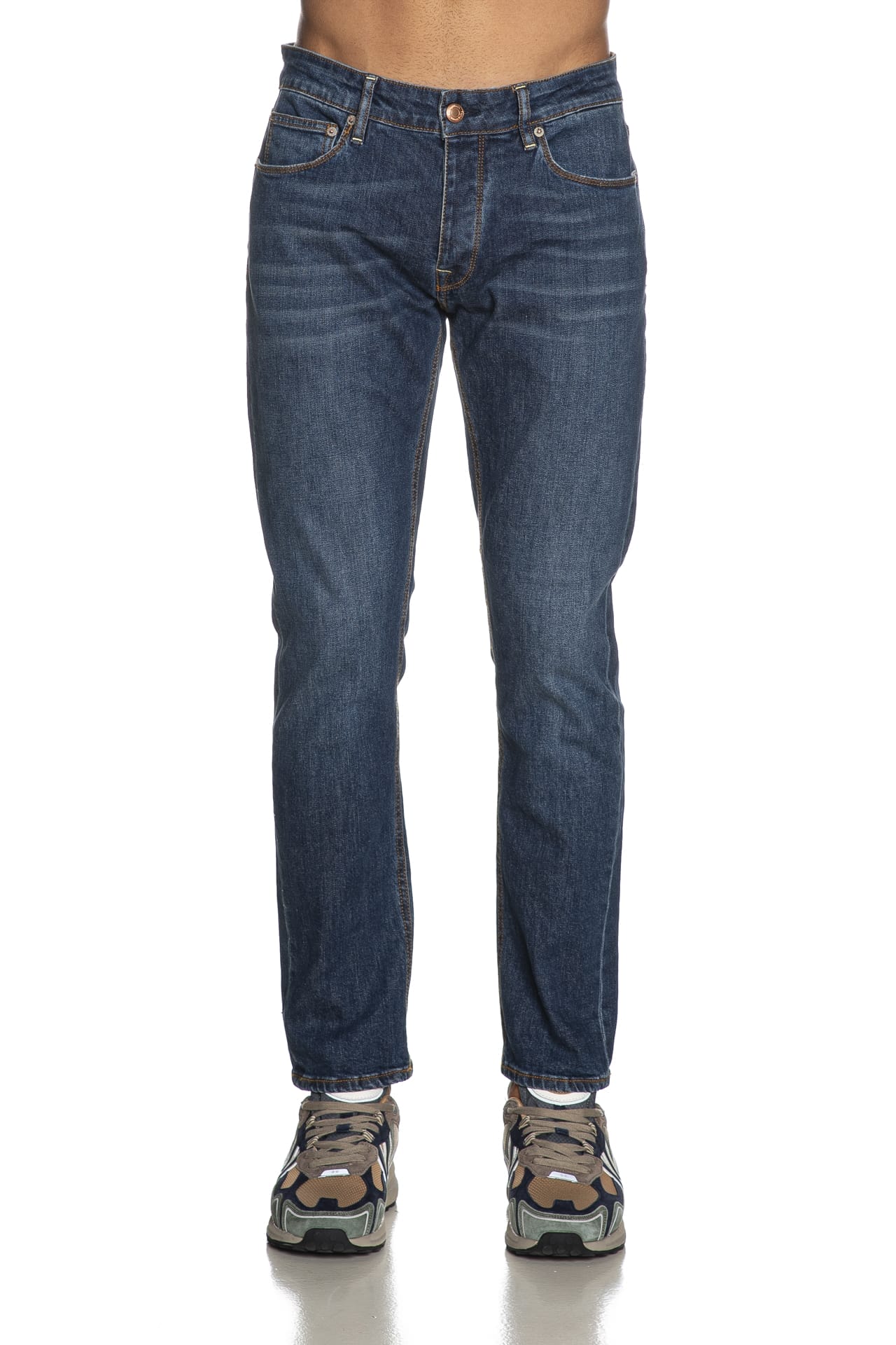 5570c70bca8d89c980f8248ea364d8ac8bd995c1