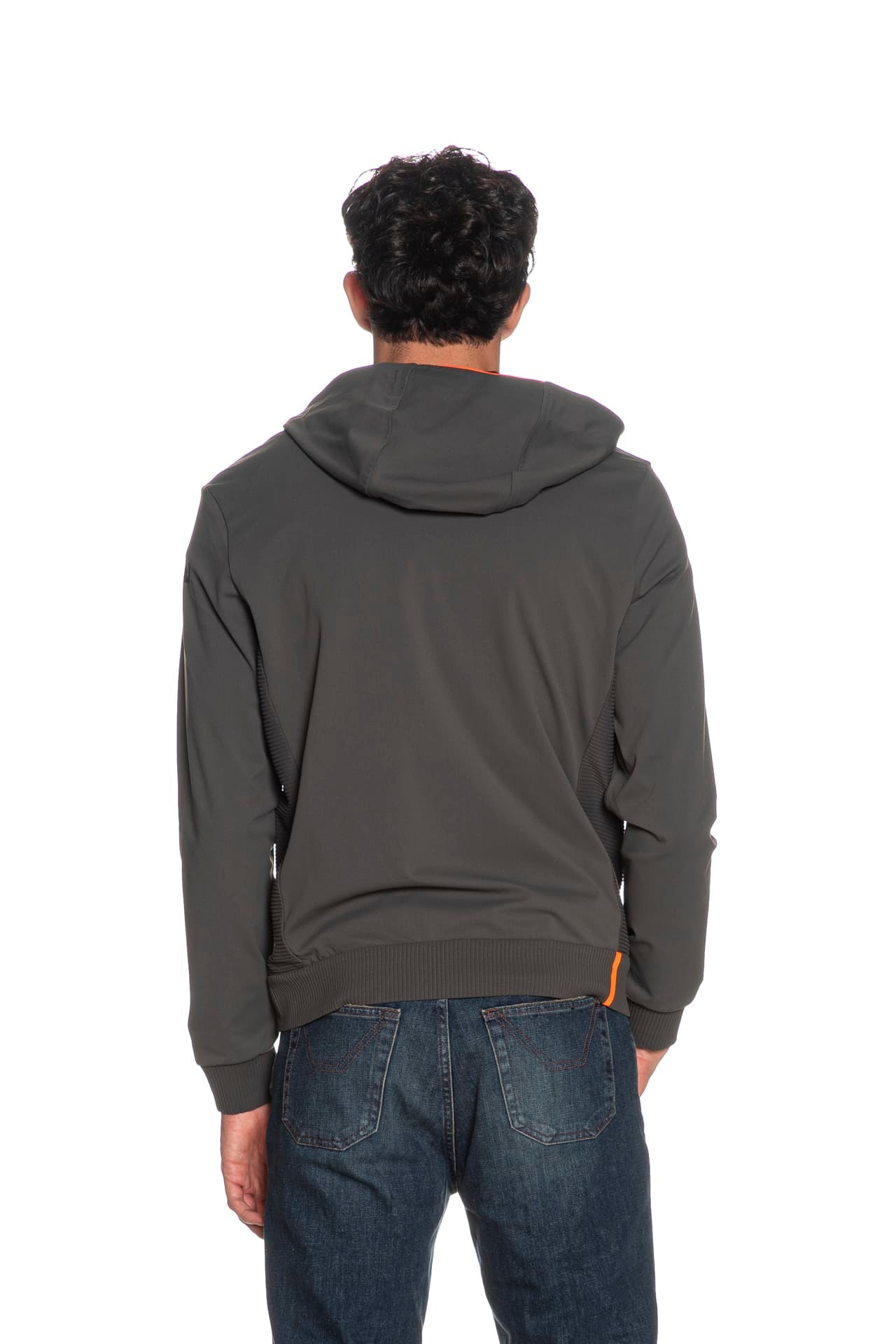 ce7426145811c82d8fb9f9cfad460b13c8e7b4e2