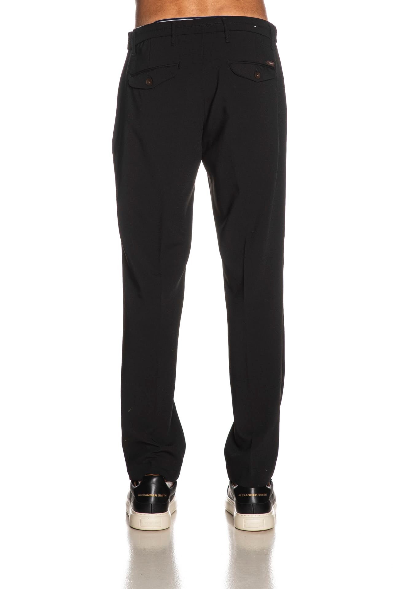 5611843e159126d34bd0f76bb5b676a70bb71c87