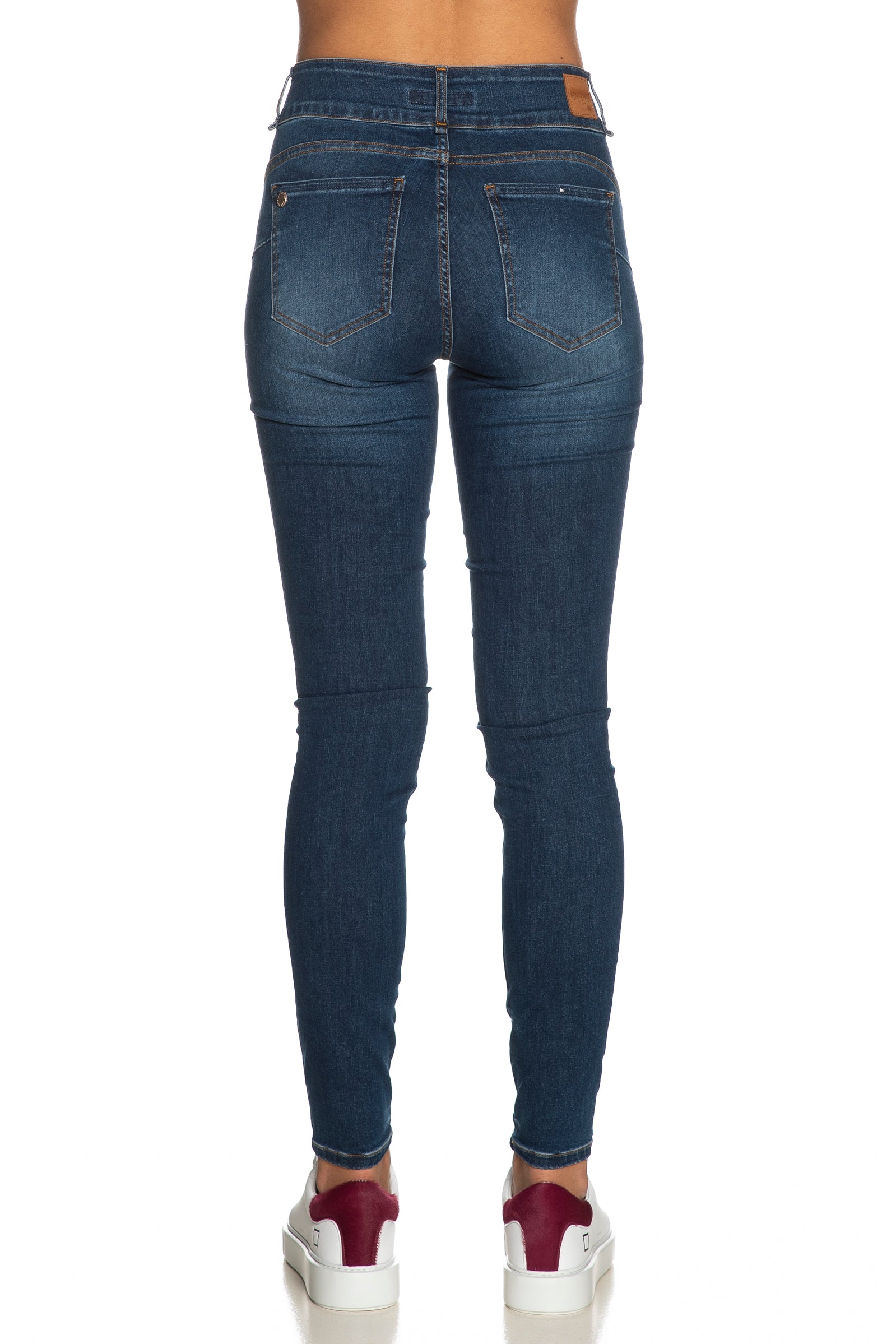 d80323934ac10f95ebf0058976cfc11411e1c8c4