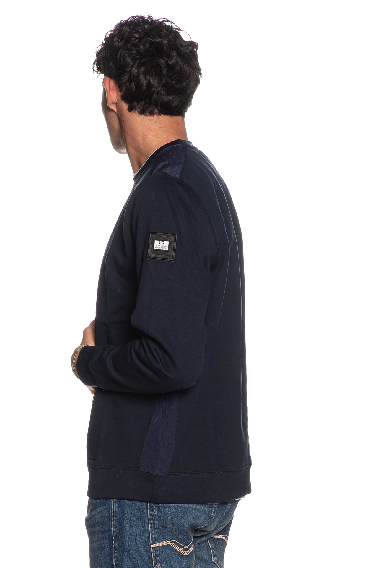 f6e09f2e02b11137734d549b2a5903f15f4b7c3d