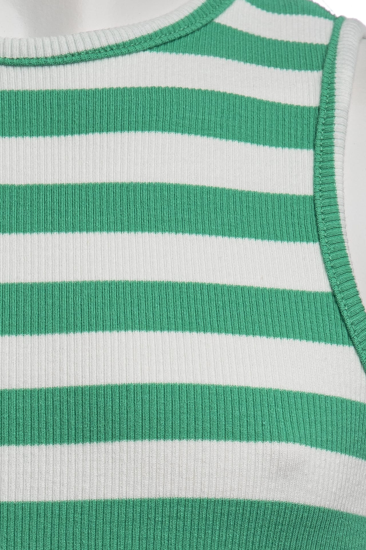 b51842131be12842c6df4ef124d8f27bc7d0a3ff